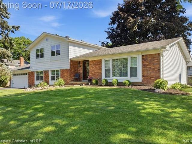 House for sale in West Bloomfield, Michigan