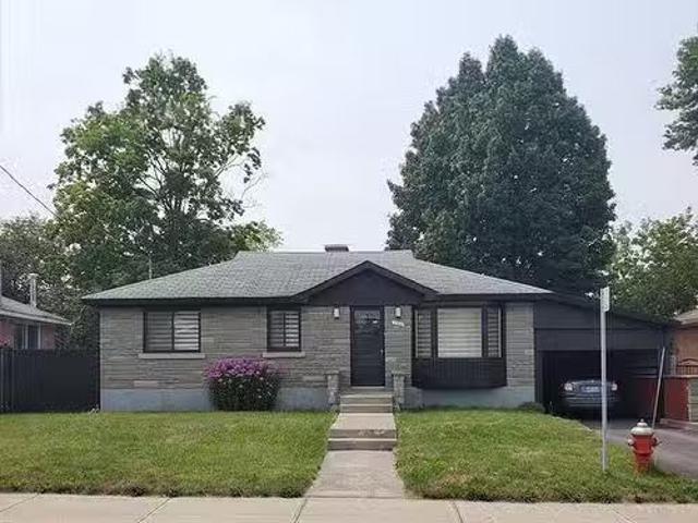 House for sale in Chomedey, Quebec