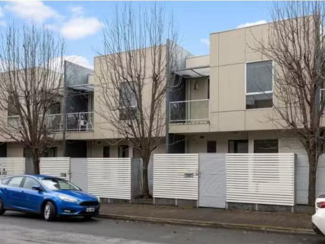 Condo for rent in Horseshoe Creek, South Australia