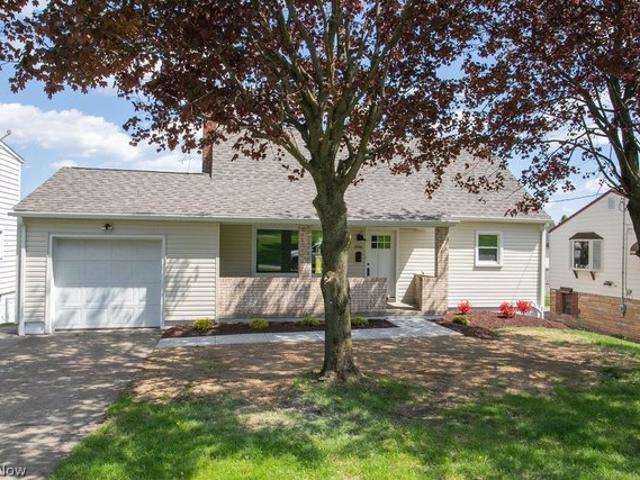 House for sale in Struthers, Ohio