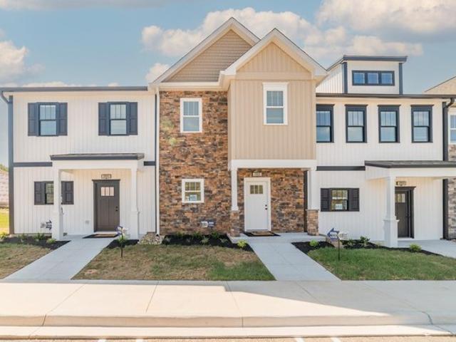 Townhouse for sale in Lynchburg, Virginia