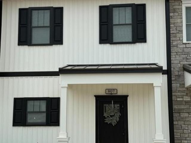 Townhouse for sale in Virginia