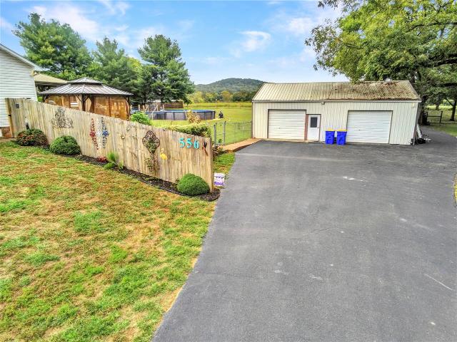 House for sale in Bowling Green, Warren County