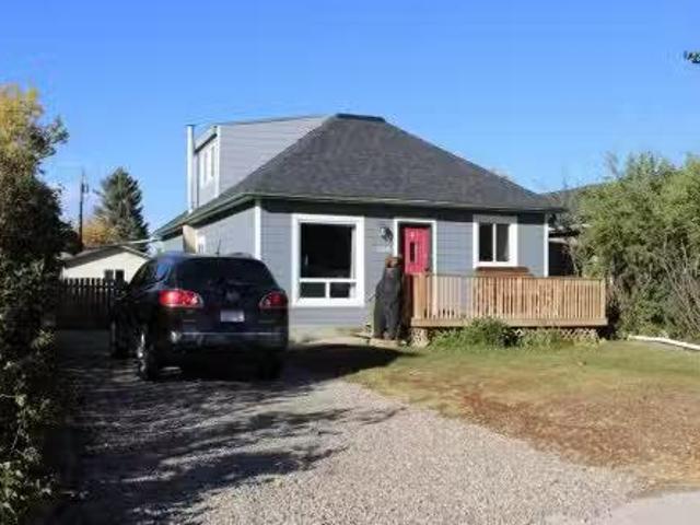 House for sale in Picture Butte, Alberta