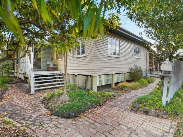 House for sale in Scarborough, Greater Brisbane