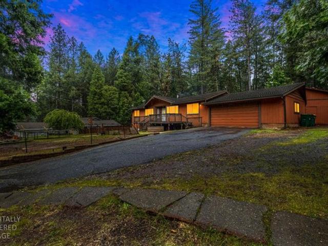 House for sale in Pollock Pines, California