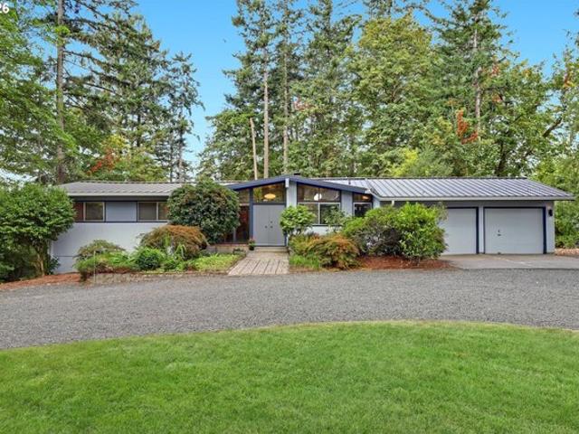 House for sale in Oregonia