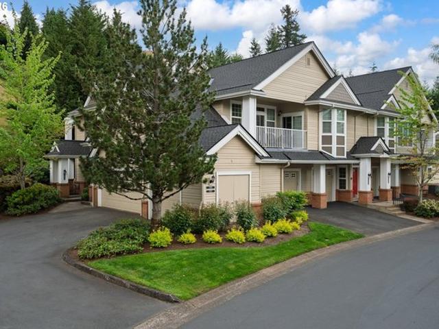 Condo for sale in Oregonia