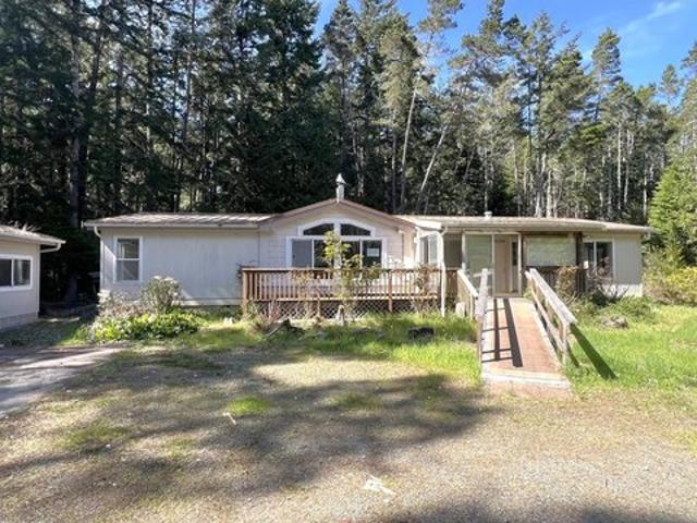 House for sale in Bandon, Coos County