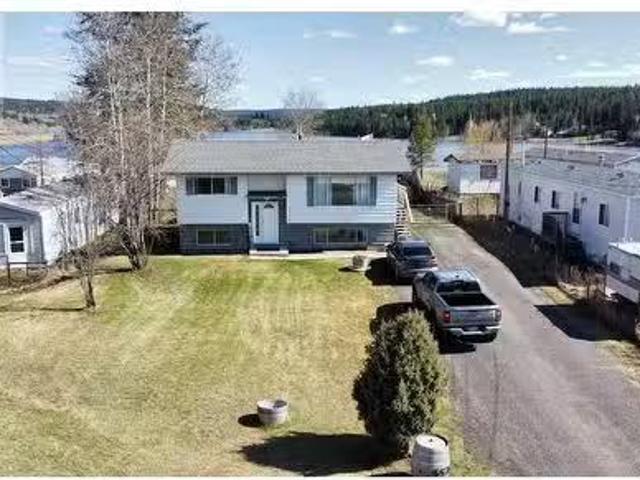 House for sale in 108 Mile Ranch, British Columbia