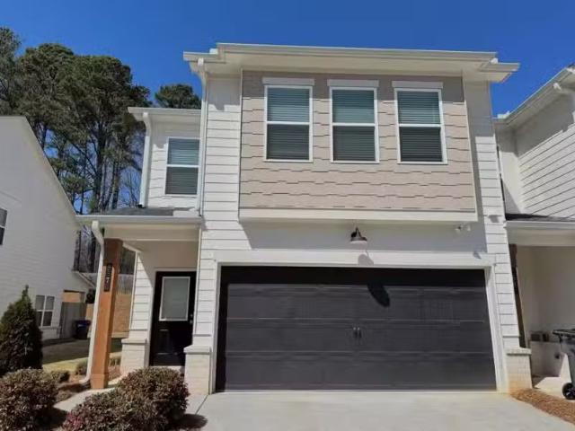 Condo for sale in Lilburn Condo for sale in Lilburn