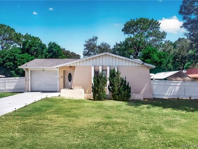 House for sale in Crystal River, Florida