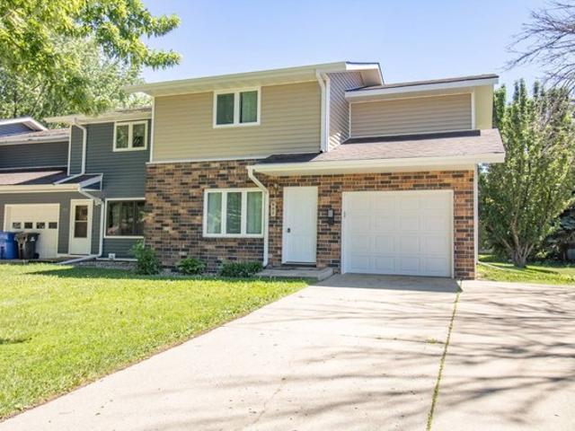 Townhouse for sale in Sioux Center, Iowa