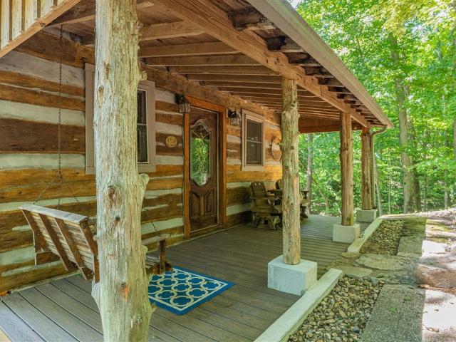 House for sale in Scottsville, Allen County