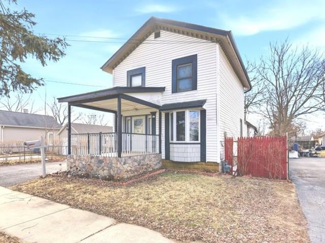 House for sale in Aurora, Illinois