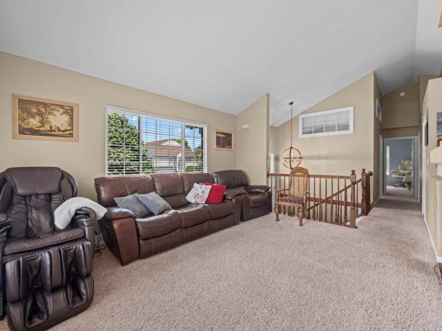Townhouse for sale in Mchenry, Illinois