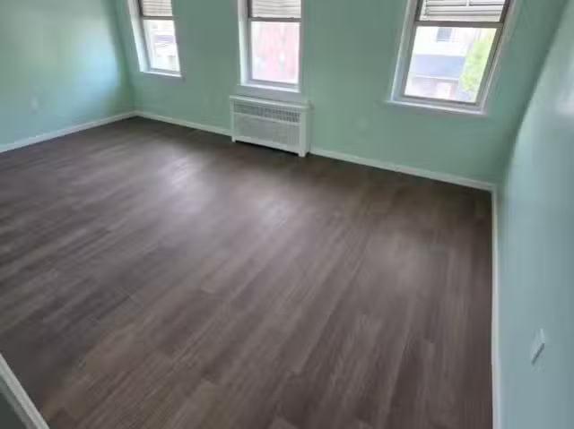 Apartment for rent in Elizabeth Apartment for rent in Elizabeth