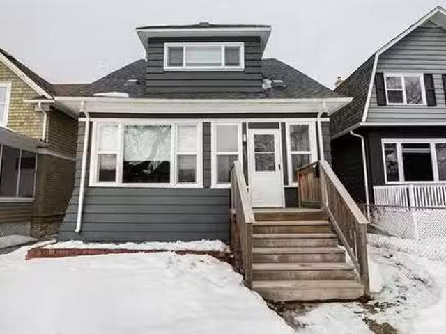 House for sale in East St. Paul, Manitoba