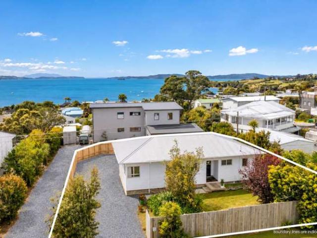 House for sale in Algies Bay, Rodney