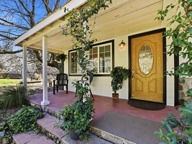 House for sale in Camino, California