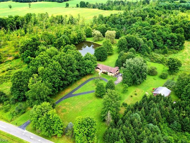 House for sale in Farmdale, Ohio