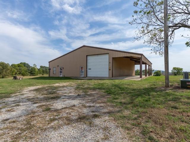 House for sale in Fayetteville, Washington County