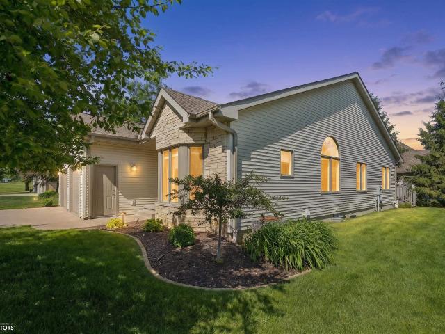 Condo for sale in Burlington, Iowa