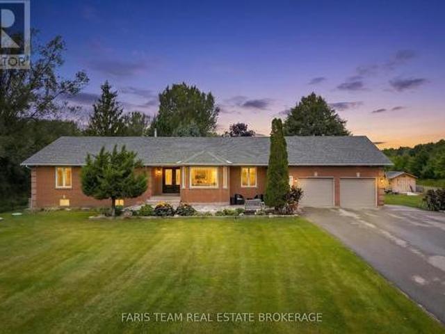 House for sale in Beeton, Ontario