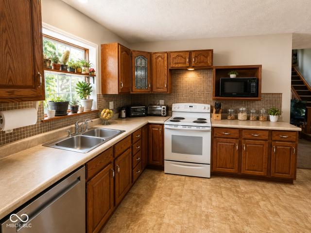 House for sale in New Palestine, Indiana