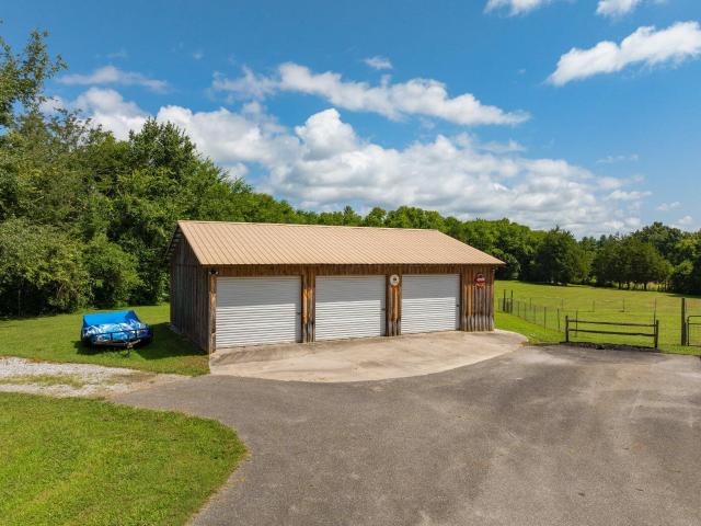 House for sale in Chickamauga, Georgia