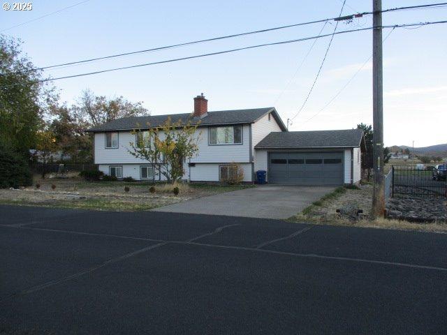 House for sale in Oregonia