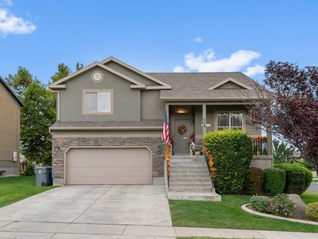 House for sale in Pleasant Grove, Utah