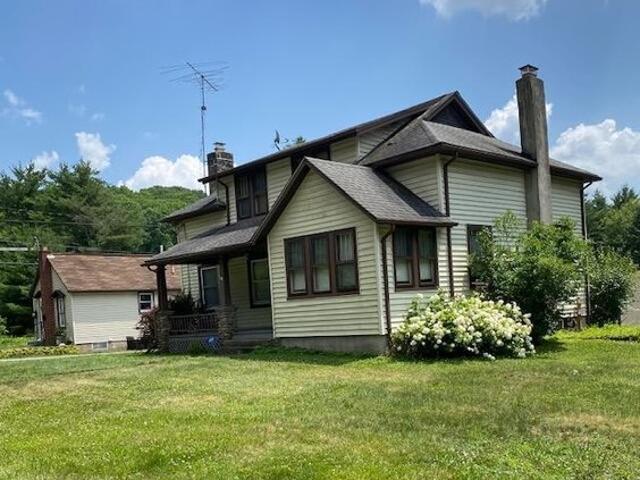 House for sale in Gilbert, Pennsylvania