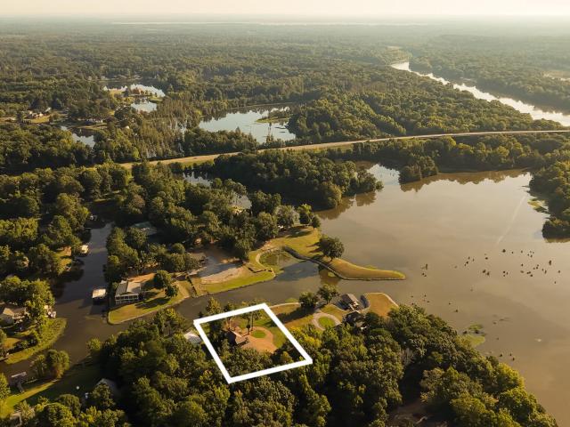 House for sale in Point Harbor, West Point