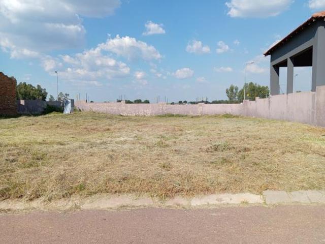 Land for sale in Waterkloof, Gauteng
