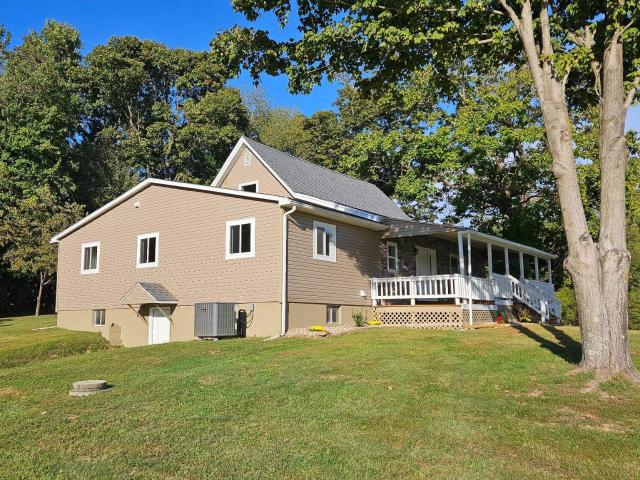 House for sale in Bedford, Lawrence County