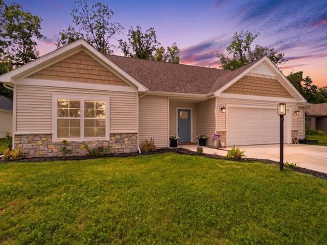 House for sale in Columbia City, Indiana