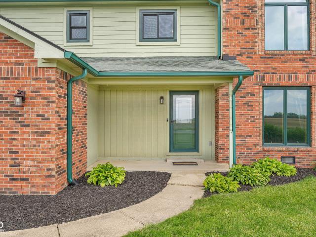 House for sale in Coatesville, Indiana