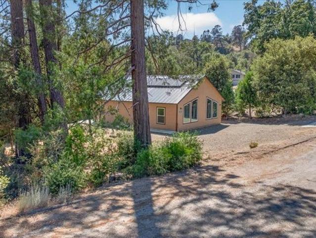 House for sale in Mariposa, California