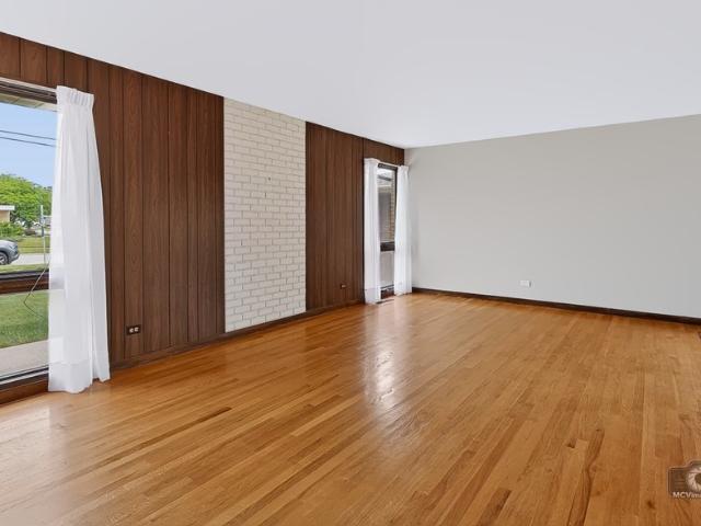 House for sale in Oak Forest, Illinois