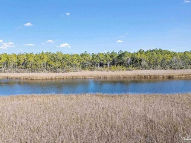 Land for sale in Milton, Florida