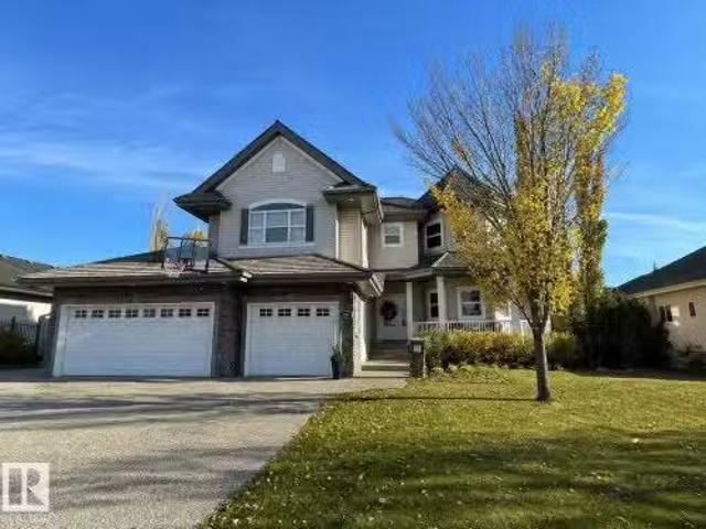 House for sale in Alberta