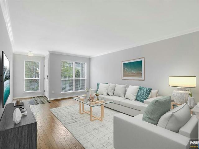 Townhouse for sale in Mahwah