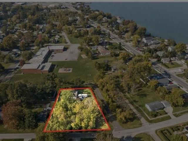 House for sale in Sheffield Lake, Lorain County
