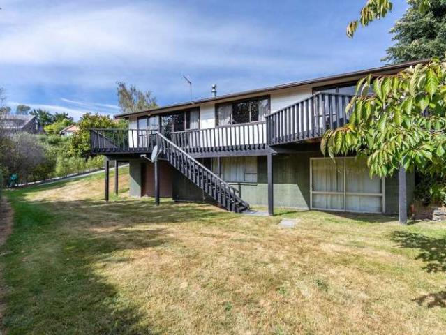House for sale in Otakou