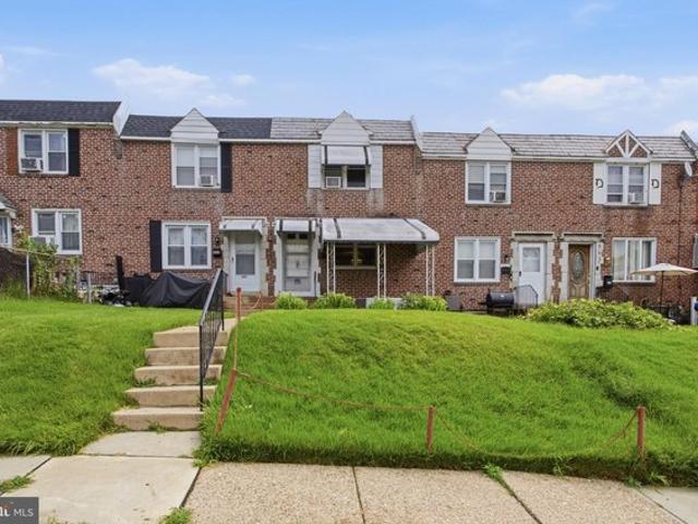 Townhouse for sale in Delco, Pennsylvania