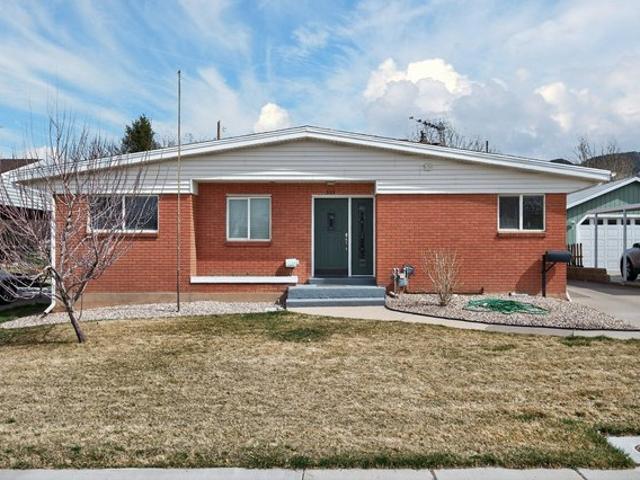 House for sale in Iron, Utah