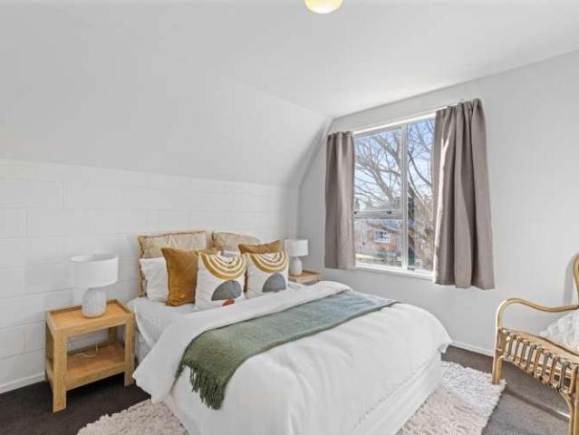 Townhouse for sale in Heathcote, Canterbury