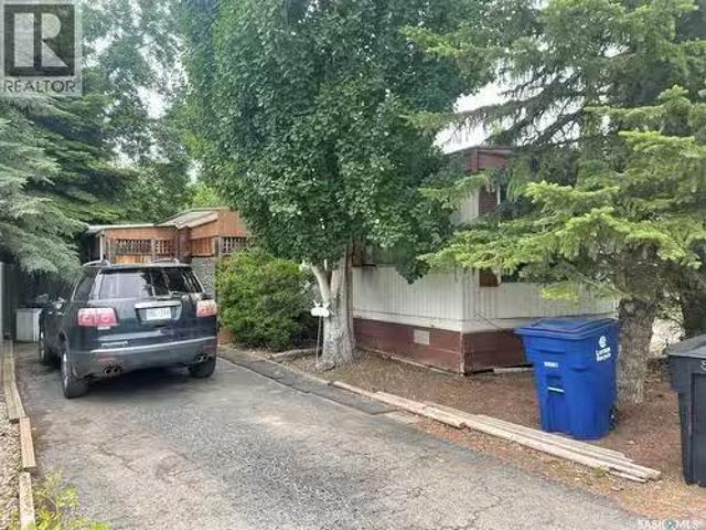 House for sale in Saskatoon, Saskatchewan