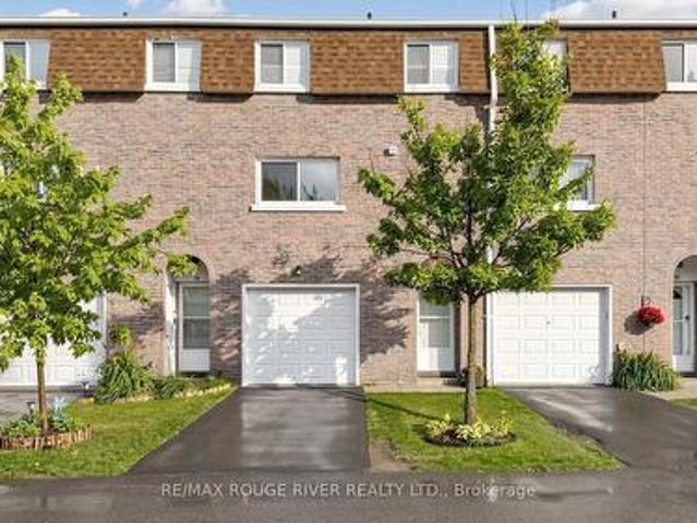 Townhouse for sale in Woburn, Ontario